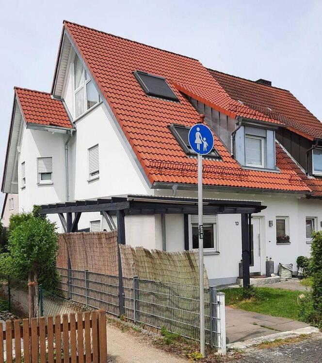 Modernisierte DHH-Hälfte in Bubenreuth