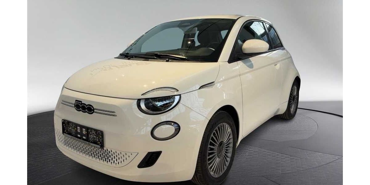 Fiat 500 24.900 km 17.990 &euro; München 81249