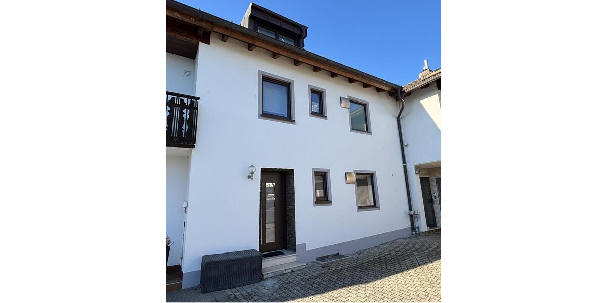 4-Zimmer-Reihenmittelhaus mit Balkon und Terrasse in Eichenried 4 zimmer