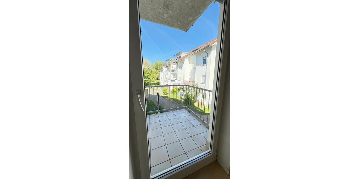 Etagenwohnung Aßlar - 3 Zimmer, 69 m&sup2;, 650&euro; | Angebot:26396956