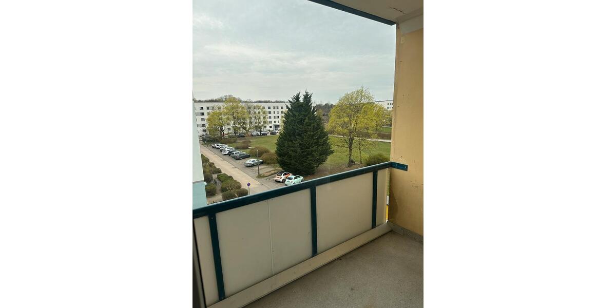 Etagenwohnung Jacobsdorf - 4 Zimmer, 66 m&sup2;, 390&euro; | Angebot:26346999
