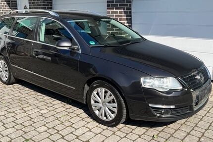 VW Passat Variant 282.595 km 2.499 &euro; Goldenstedt 49424