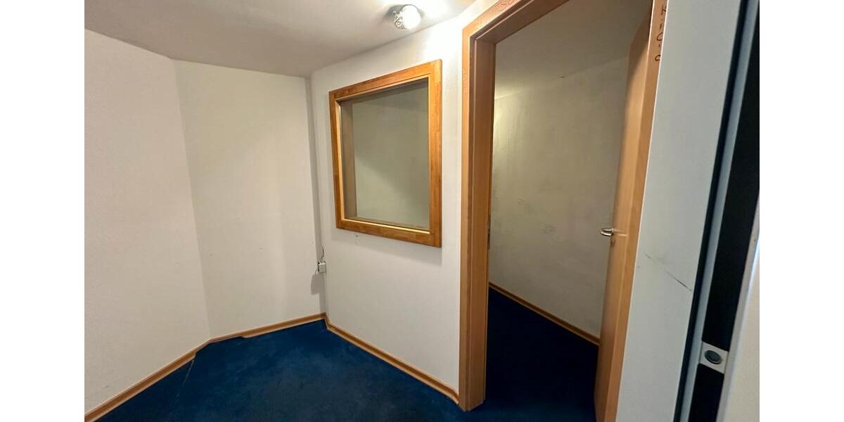 Gewerbeobjekt Halle - 770&euro; | Angebot:25961870