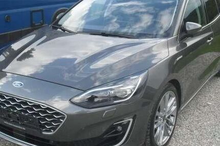 Ford Focus 88.500 km 17.300 € Stammham 84533