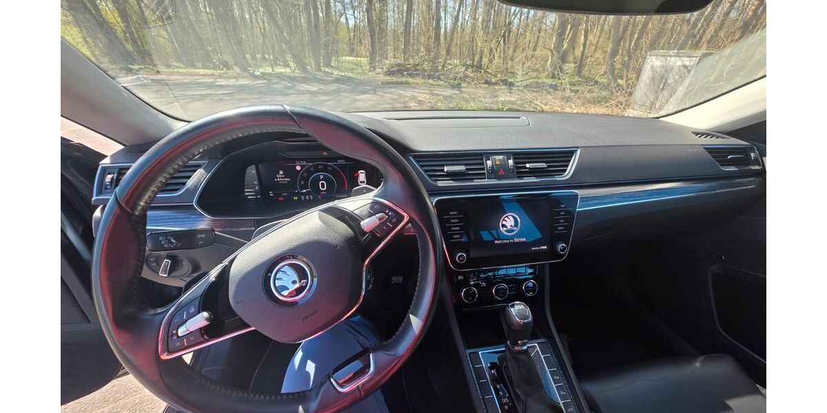 Skoda Superb 111.000 km 22.999 &euro; Walkenried 37445