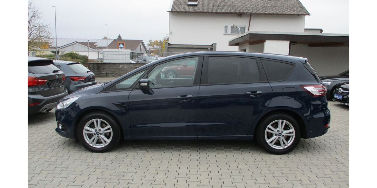 Ford S-Max 131.847 km 14.789 &euro; Babenhausen 64832