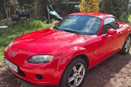 Mazda MX-5 127.000 km 6.900 &euro; Grolsheim 55459