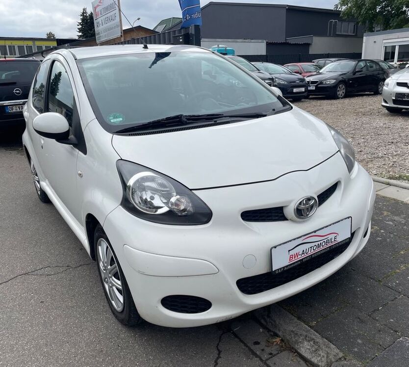 Toyota Aygo (X) 95.000 km 3.400 € Mühlheim am Main 63165