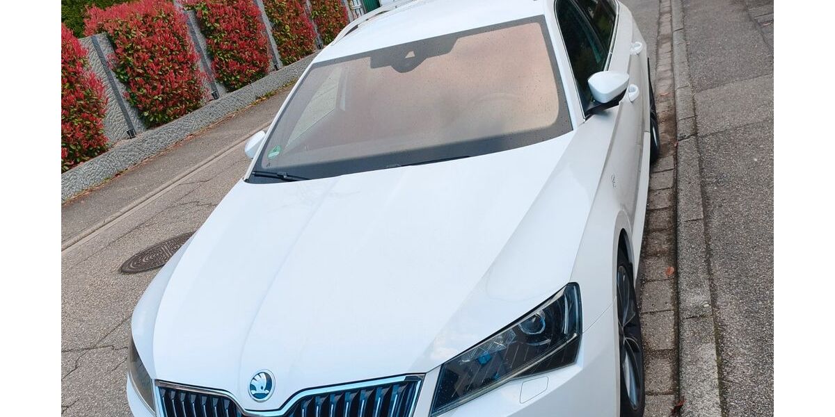 Skoda Superb 150.000 km 18.500 &euro; Gernsbach 76593