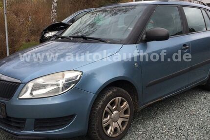 Skoda Fabia 310.844 km 1.450 &euro; Neuensalz - Mechelgrün 08541