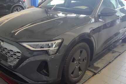 Audi Q8 e-tron 33.980 km 38.840 &euro; Wackersdorf 92442