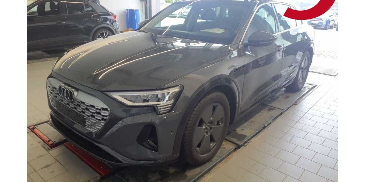 Audi Q8 e-tron 33.980 km 40.940 &euro; Wackersdorf 92442