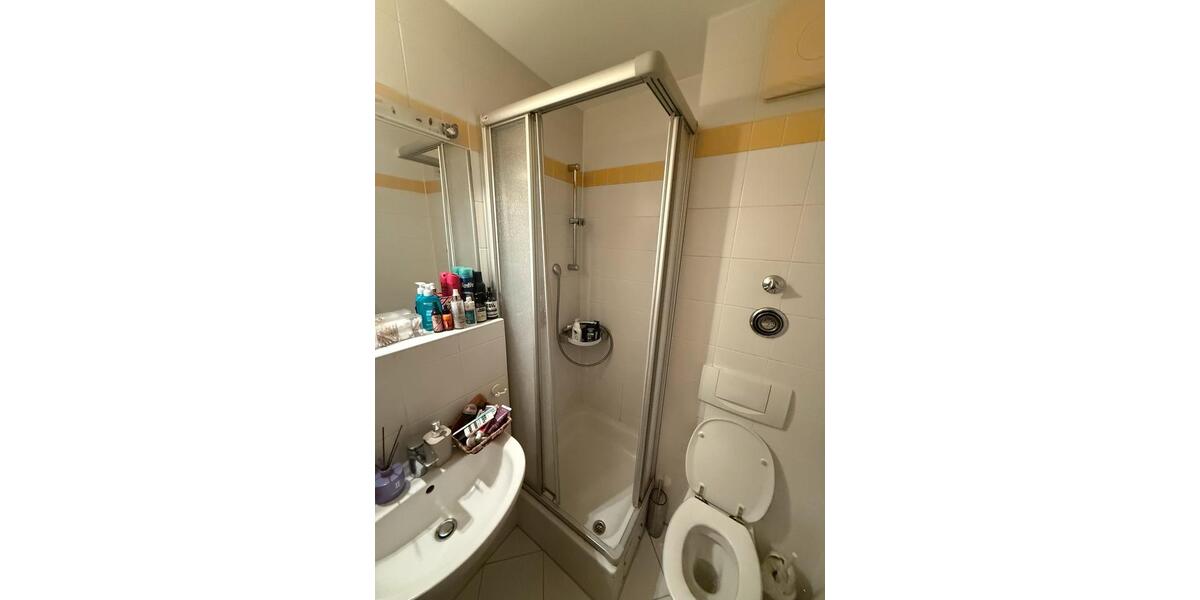 Etagenwohnung Wiesbaden Schierstein - 1 Zimmer, 28 m&sup2;, 750&euro; | Angebot:26676073