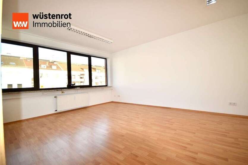 Büro in Kassel 980 € 80 m²