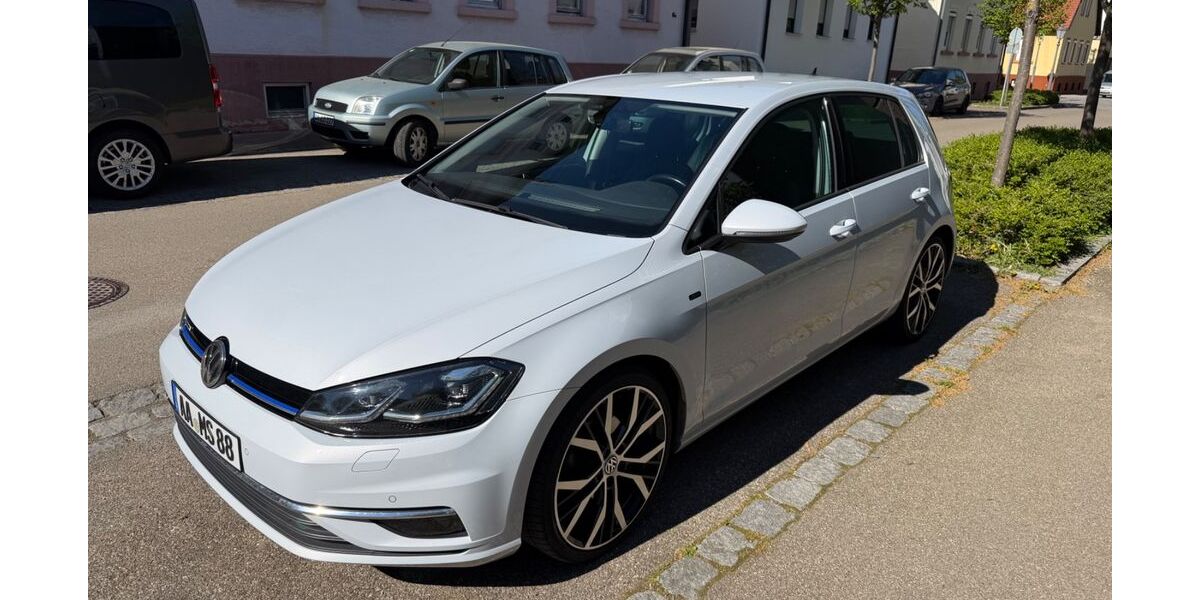 VW Golf 105.000 km 14.900 &euro; Mögglingen 73563