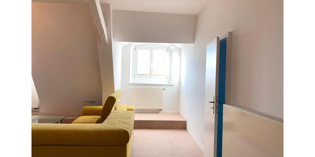 Dachgeschoßwohnung Halle (Saale) - 3 Zimmer, 75 m&sup2;, 1.190&euro; | Angebot:26008357