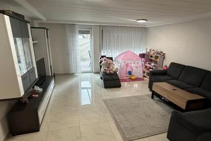 Haus Nürnberg Holzheim - 6 Zimmer, 138 m&sup2;, 490.000&euro; | Angebot:26960990