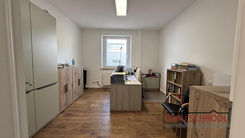 Gewerbeobjekt Singen (Hohentwiel) - 1.297&euro; | Angebot:26284884