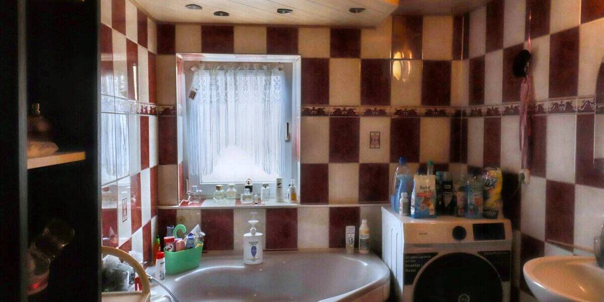 Mehrfamilienhaus, Wohnhaus Leutershausen - 1 Zimmer, 145 m&sup2;, 279.000&euro; | Angebot:25668501