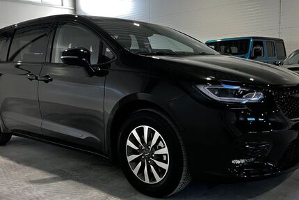 Chrysler Pacifica 4.950 km 46.499 &euro; Walldürn 74731