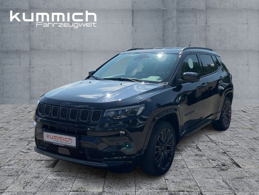 Jeep Compass 68.155 km 26.990 € Ansbach 91522