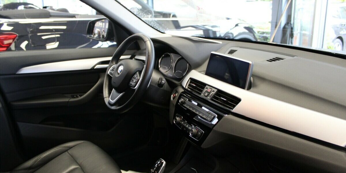 BMW X1 sDrive20i Aut. Advantage 17.320 km 29.980 € Euskirchen 53881