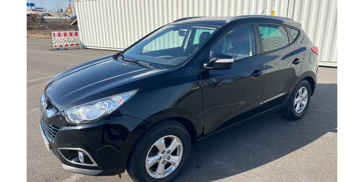 Hyundai ix35 156.000 km 6.990 &euro; Berlin 12057