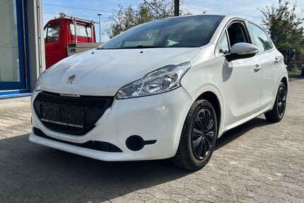 Peugeot 208 104.658 km 3.790 &euro; Eichstetten am Kaiserstuhl 79356