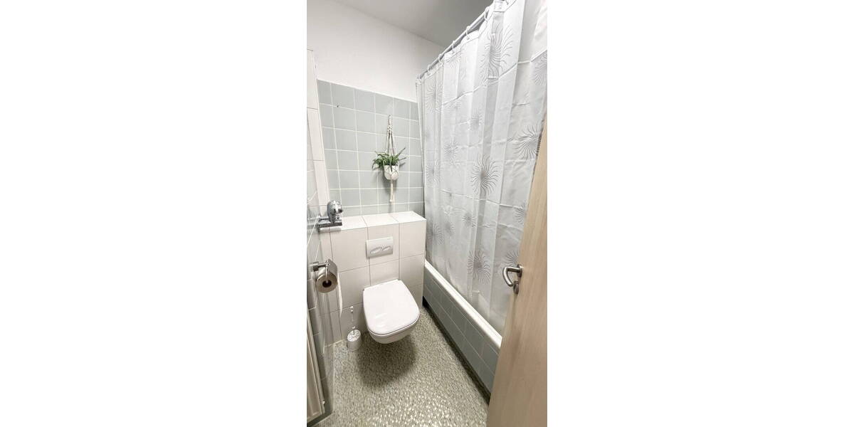 Etagenwohnung Frankfurt am Main Heddernheim - 4 Zimmer, 75 m&sup2;, 600&euro; | Angebot:26836189