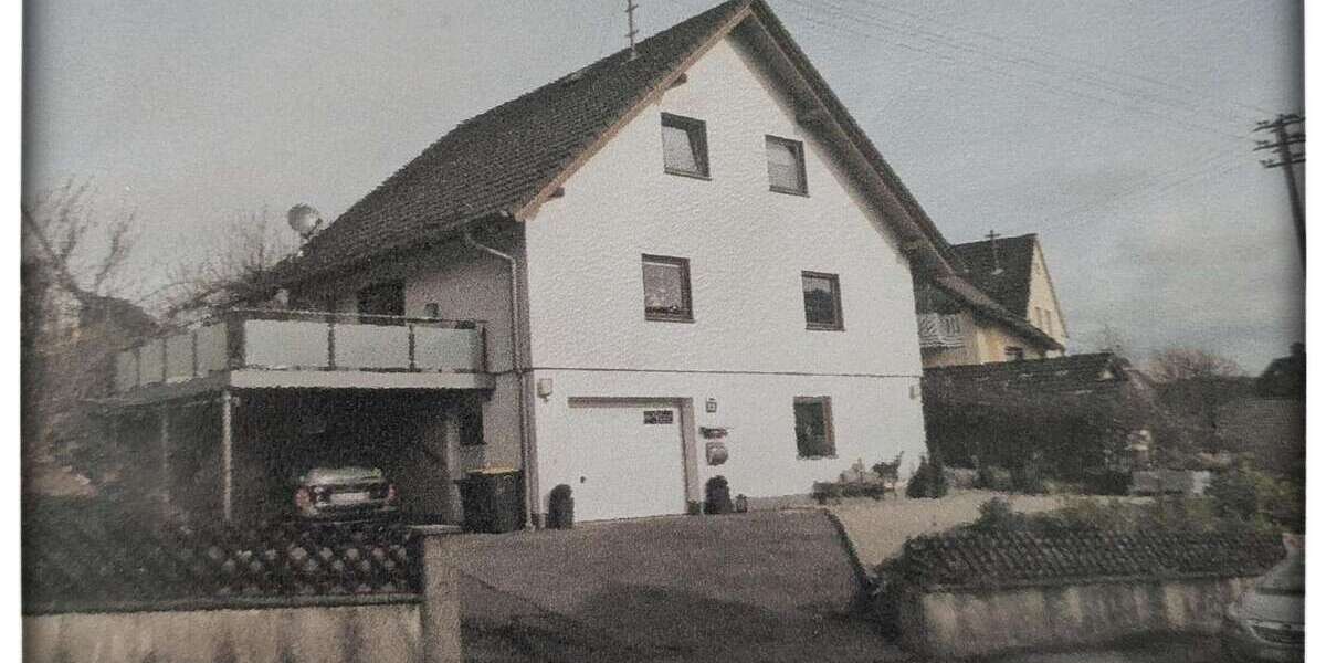 Einfamilienhaus Kreuztal - 5 Zimmer, 120 m&sup2;, 380.000&euro; | Angebot:25429141