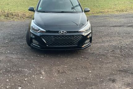 Hyundai i20 70.000 km 11.300 &euro; Antrifttal Ruhlkirchen 36326