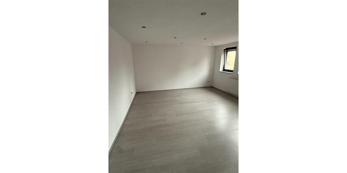 Erdgeschoßwohnung Villingen-Schwenningen Schwenningen - 2 Zimmer, 65 m&sup2;, 700&euro; | Angebot:26293151