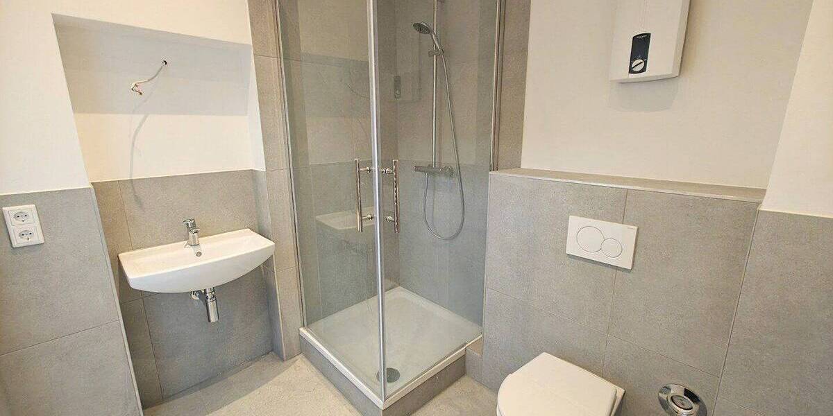 Etagenwohnung Krefeld Uerdingen - 2 Zimmer, 66 m&sup2;, 700&euro; | Angebot:26841306