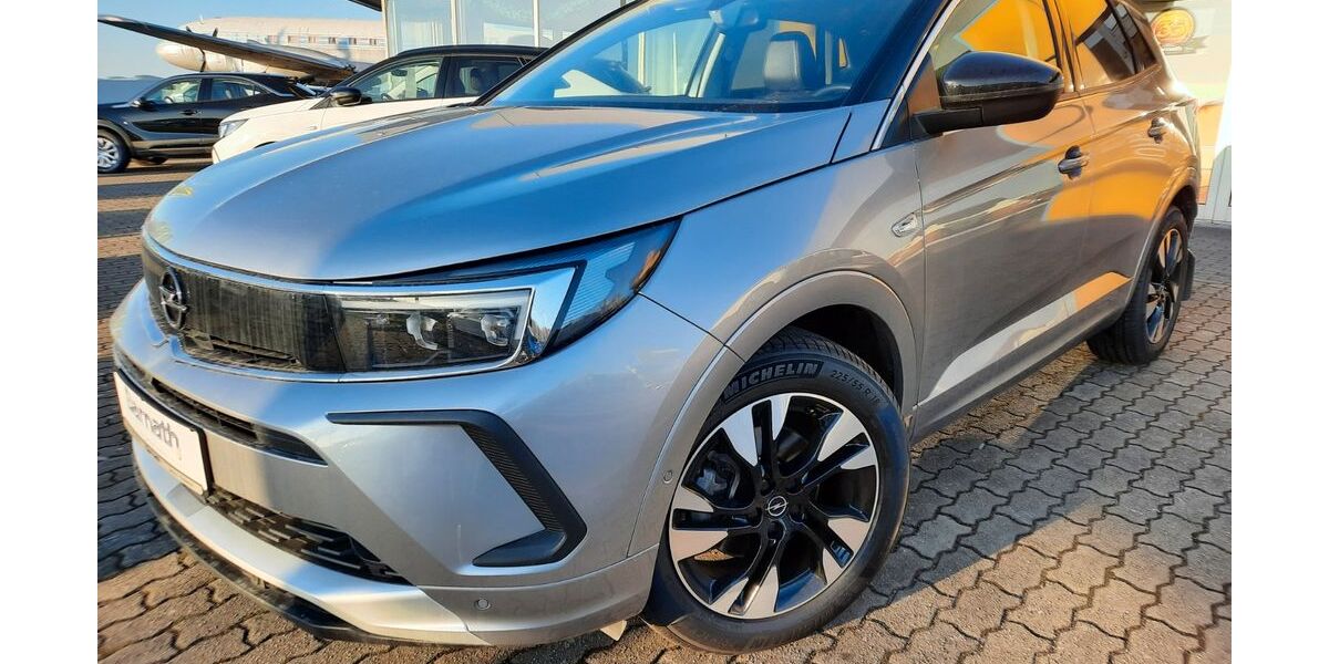 Opel Grandland (X) 14.050 km 23.450 &euro; Werdau 08412