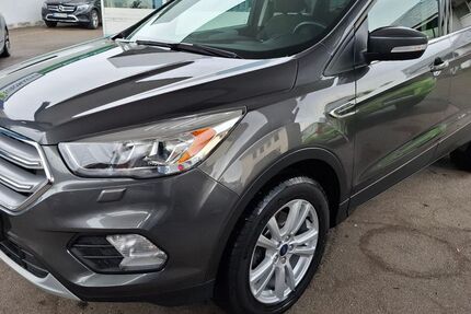 Ford Kuga 120.000 km 7.990 &euro; Neu-Ulm 89231