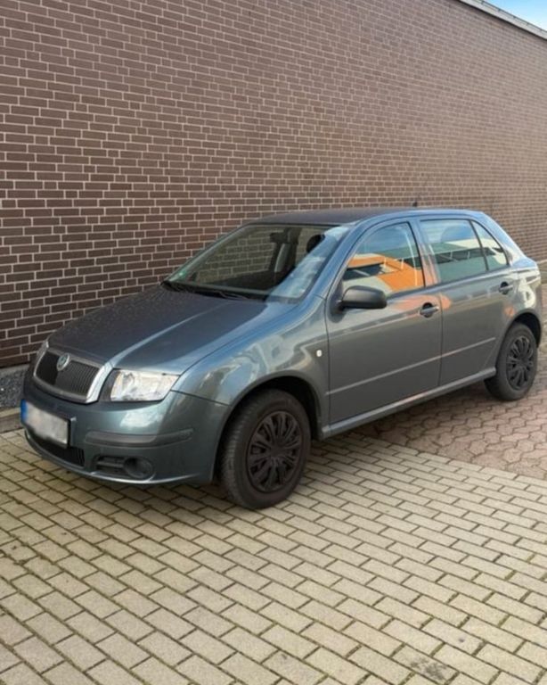 Skoda Fabia 112.340 km 2.200 € Wolfsburg 38444