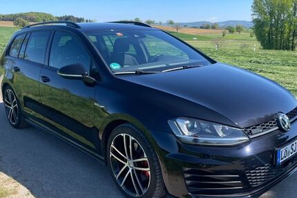 VW Golf 127.000 km 18.800 &euro; Hasel 79686