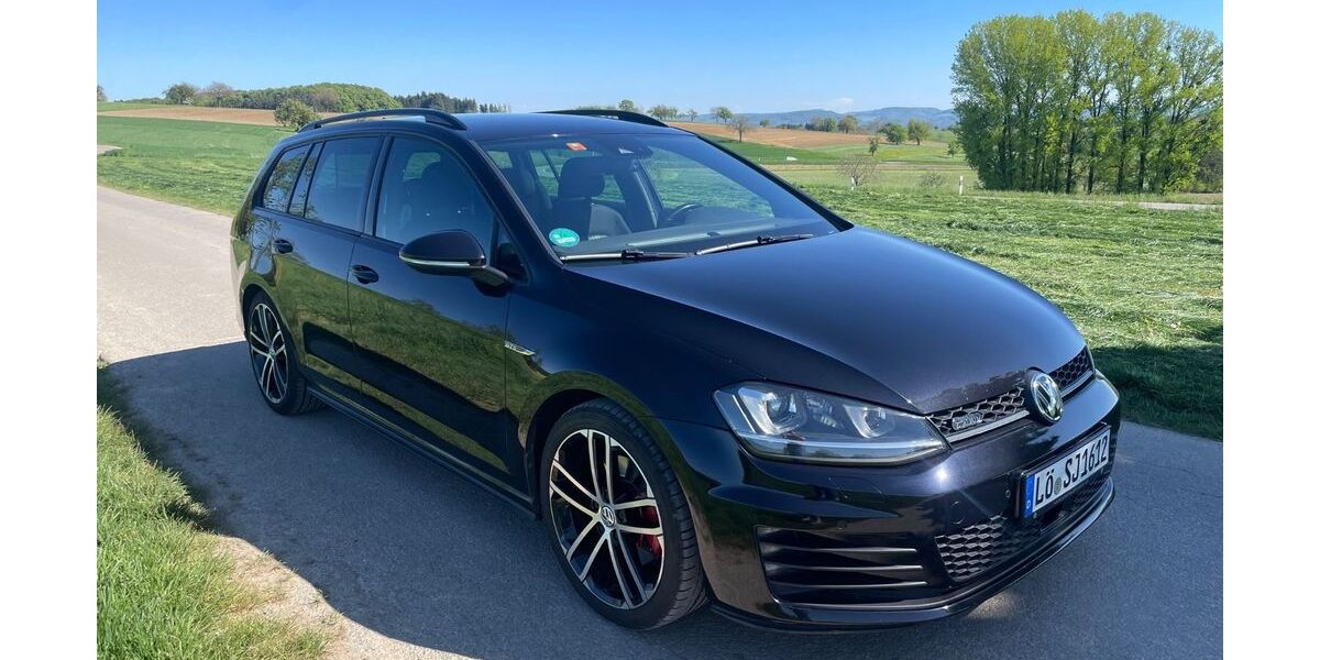 VW Golf 127.000 km 20.490 &euro; Hasel 79686