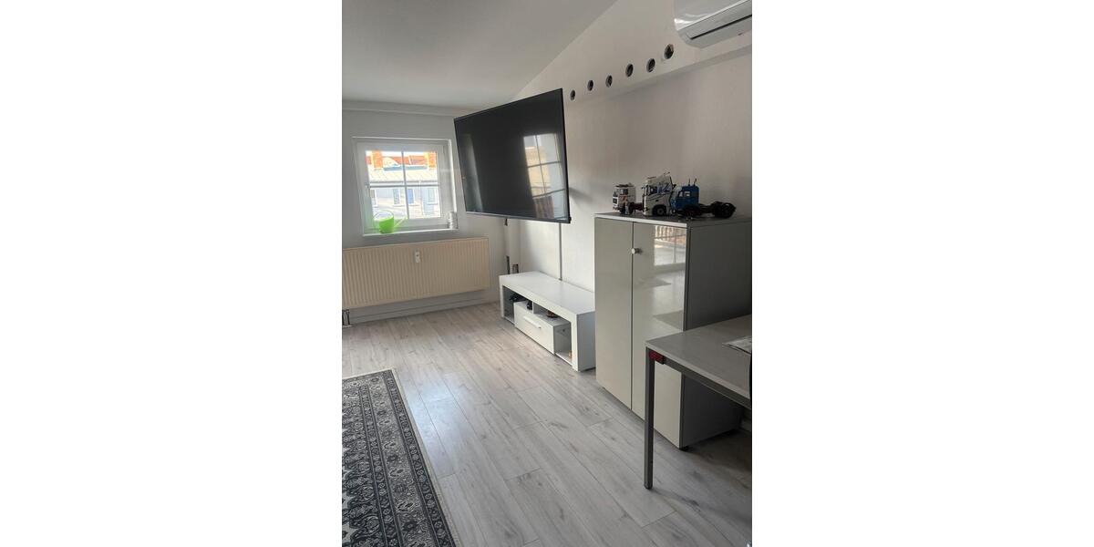 Dachgeschoßwohnung Neuhausen/Spree Spree - 2 Zimmer, 72 m&sup2;, 850&euro; | Angebot:25253115