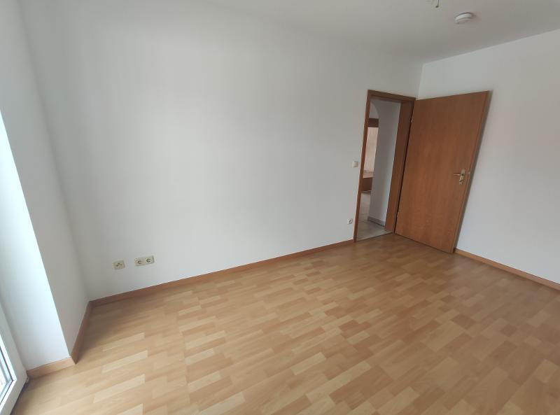 3 Zi. Wohnung (Nr. 6) im DG (2. OG) mit Balkon und Garage - Etagenwohnung Erlangen OT Dechsendorf | Angebot:24315669