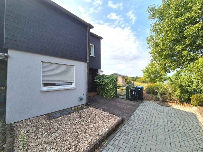 Sweet Home – Charmantes Reihenendhaus mit Garage & Stellplatz in beliebter Wohnlage von Morlautern 5.5 zimmer