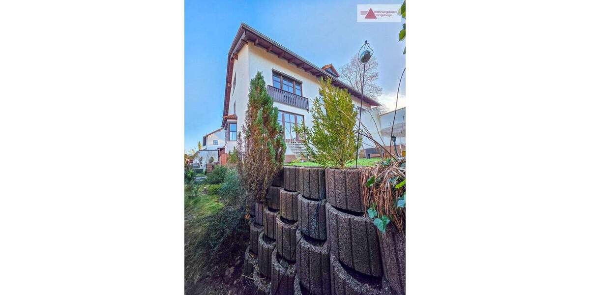 Reihenendhaus Aue-Bad Schlema Schlema - 6 Zimmer, 160 m&sup2;, 270.000&euro; | Angebot:25688337