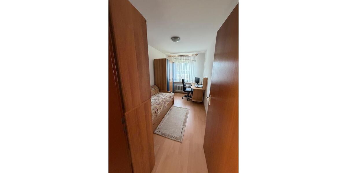 Reihenhaus Günzburg - 5 Zimmer, 140 m&sup2;, 1.500&euro; | Angebot:26062485