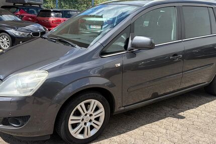 Opel Zafira 180.000 km 3.900 &euro; Saarbrücken 66115