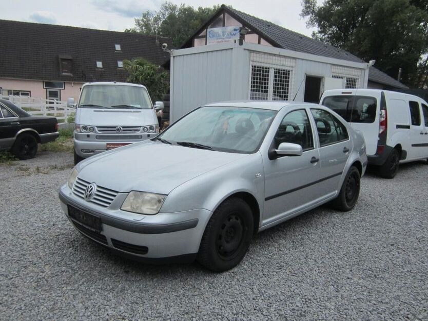 VW Bora 187.000 km 990 € Öhringen-Cappel 74613