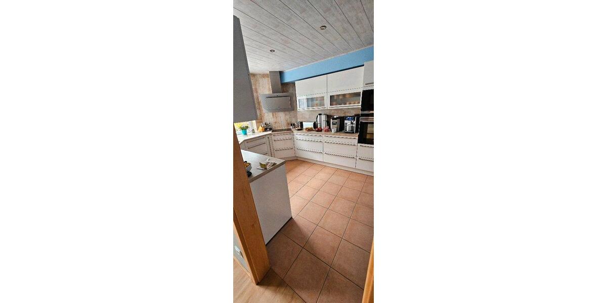 Erdgeschoßwohnung Taunusstein - 4 Zimmer, 160 m&sup2;, 649.000&euro; | Angebot:27141745