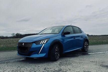 Peugeot 208 59.000 km 16.900 &euro; Rotenburg 27356