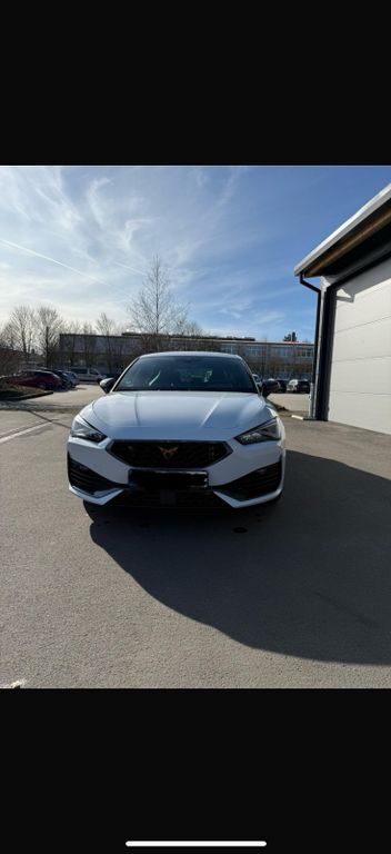 Cupra Leon 45.000 km 25.400 € Bad königshofen 97631