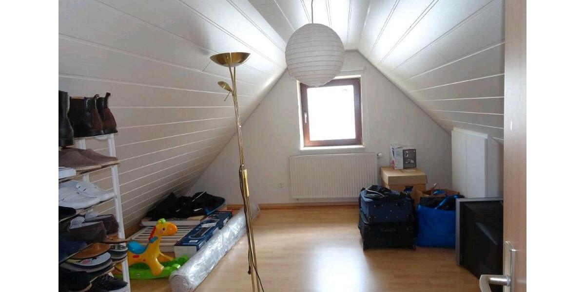 Maisonettenwohnung Dornstadt - 5 Zimmer, 135 m&sup2;, 1.300&euro; | Angebot:25097137