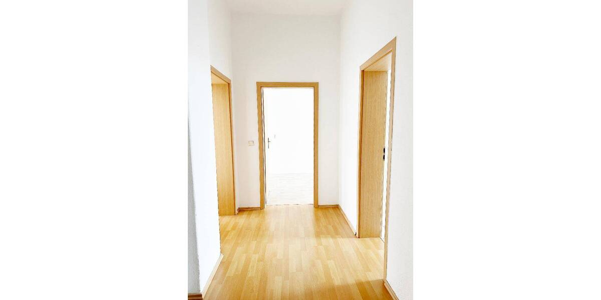 Etagenwohnung Riesa Altriesa - 2 Zimmer, 73 m&sup2;, 395&euro; | Angebot:25985365